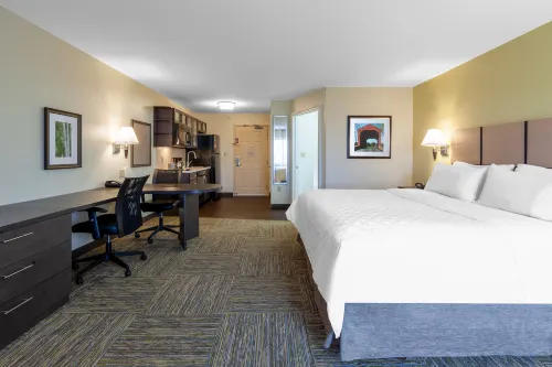Candlewood Suites KALAMAZOO by IHG Hotels in Kalamazoo