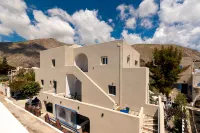 Fortuna Perissa Hotels near Mike's Bikes Santorini