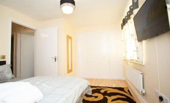 Charming 2-Bedroom House
