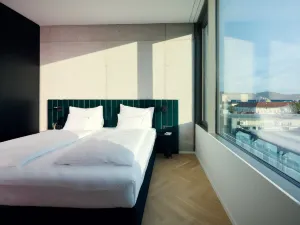 Neu Residences Smart Stay