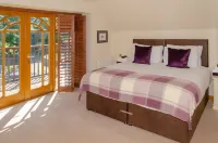 城堡景觀 - 紐頓斯黛丁飯店