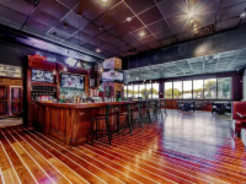 Southern Breeze Lodge Hotels in Lafourche Parish