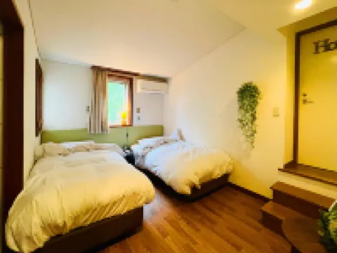 Windy Hill Hotels near Lake Yamanaka