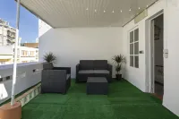 Lemon Hostel Faro Hotels in Pechao