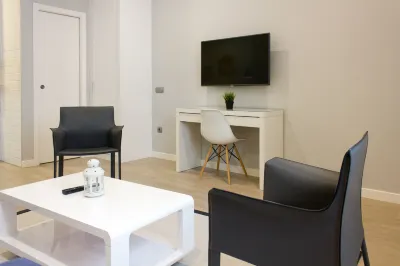 Arenal Suites Puerta del Sol Hotel a 