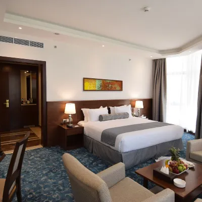 Zaha Al Munawara Hotel Hotels near Qiblatain Mosque