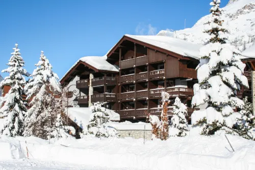 La Savoyarde Hotels in Val-d'Isere