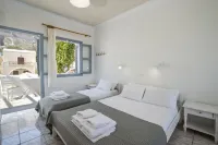 Zacharakis Studios