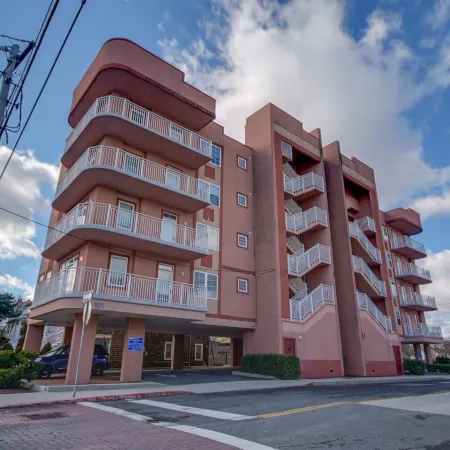 Americana Princess Suites/Condos