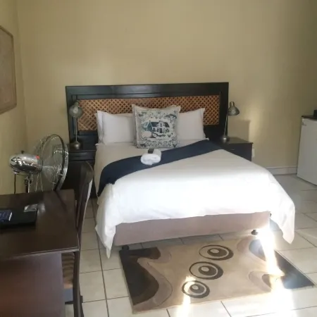 Mcbest Guest House