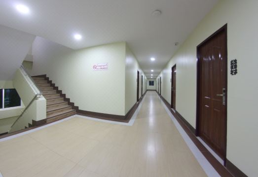 2. 센트럴 파크 호..