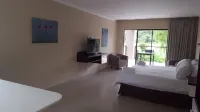 Dragon Peaks Mountain Resort - balcony
