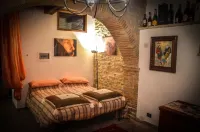 Agriturismo Cailuca Hotels in Pietralunga