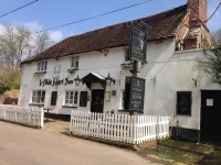 Chalkcroft Lodge Hotels near Specsavers Opticians and Audiologists - Andover