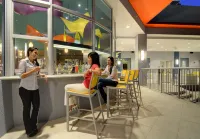 Hampton Inn & Suites Miami/Brickell-Downtown - バー