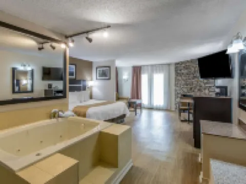 Quality Inn & Suites Hotels in Gatlinburg