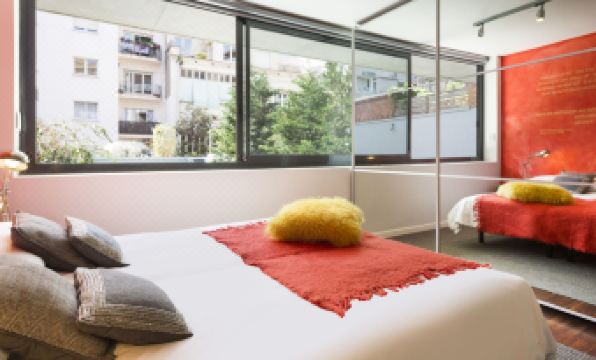 My Space Barcelona Private Pool Garden