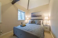 Central Windsor Apartment Facing the Castle - ห้องครัว
