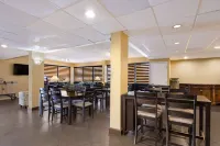 SureStay Hotel by Best Western St. Pete Clearwater Airport Hotel a Feather Sound