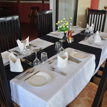 Tropic Inn Hotel