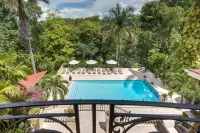 San Ignacio Resort Hotel - สระว่ายน้ำส่วนตัว