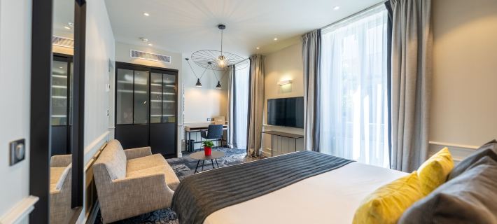 Allobroges Park Hôtel Отели в г. Анси