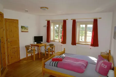 Hotel TraumzeitHof Отели в г. Эшеде