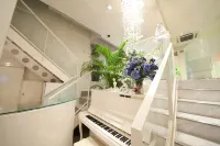 V Hotel (Adult Only)