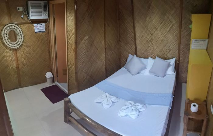Guanna's Place Room and Resto Bar