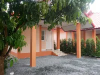 Baan Suan Palm Resort Hotels in Mueang Uttaradit District