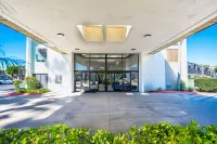 The Buena Park Hotel & Suites Hotel a Buena Park