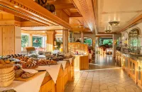 Alpenhotel Oberstdorf - Ein Rovell Hotel Hotels in Fischen