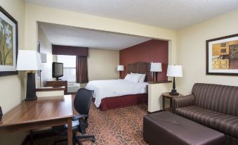Hampton Inn Shawnee