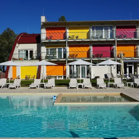 Colors Holiday Hotel