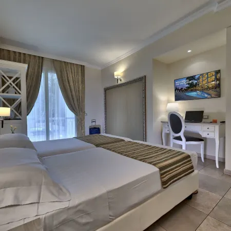Hotel Excelsior le Terrazze Hotels in Garda Town