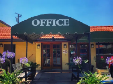 Garden Inn and Suites Glendora Hotels in Glendora