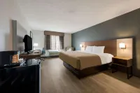 Quality Inn University Area Отели в г. Принс-Эдвард