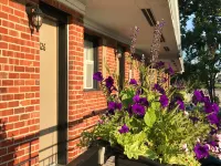 Motel et Appartements du Fleuve Hotels in Brossard