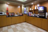 米切爾歡朋飯店 - 早餐