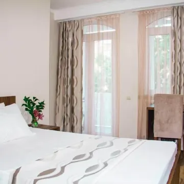 Hotel Dcorner Отели рядом с достопримечательностью «Jumah Mosque»