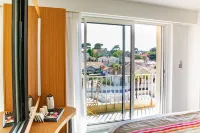 베스트 웨스턴 아르카숑 르 포트 Arcachon Equipages 주변 호텔