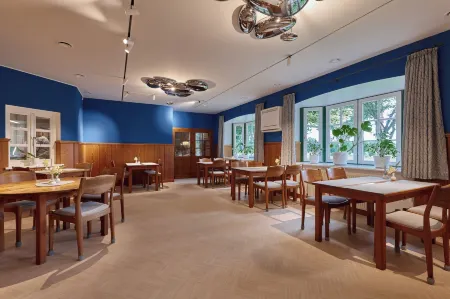 Hotel am Steendamm Отели рядом с достопримечательностью «Эллизе»