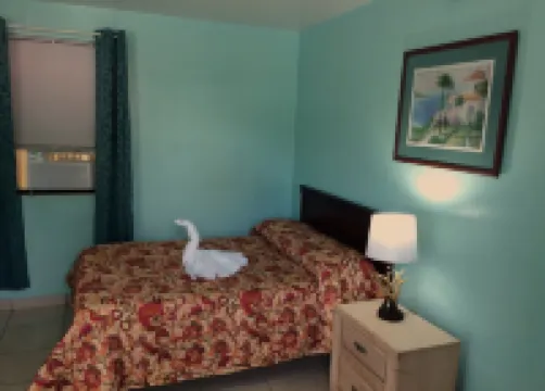 Skylark Motel Hotels in Perry