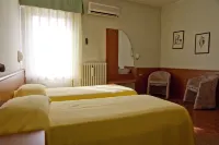 Hotel Europa Hôtels à : Colorno