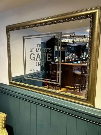 St Marys Gate Inn Отели в г. Колдуолтем