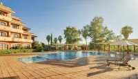 Ilunion Golf Badajoz - С бассейном