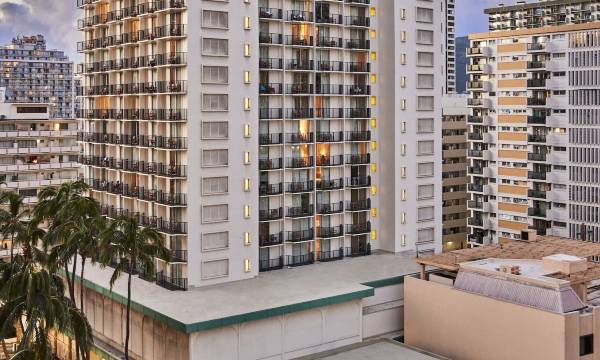 Waikiki Resort Hotel