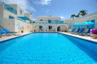 Sunny Hill Hotel Apartments - Pools