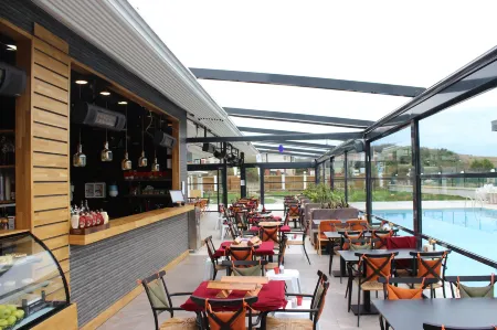 Ucar Royal Hotel ve Konferans Salonu