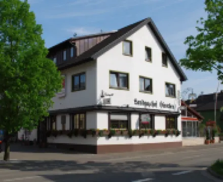 Hotel - Restaurant Hirschen - Werneths Landgasthof Beim Europa- Park Rust Hotels in Rheinhausen